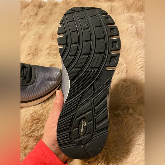 Woman’s size 9 Sport running shoes - Picture 5 of 6